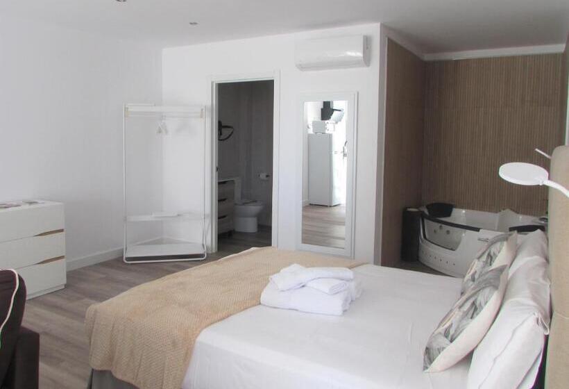آپارتمان لوکس 1 خوابه, Hospedium Apartamentos Galitrips A Casa Da Reina
