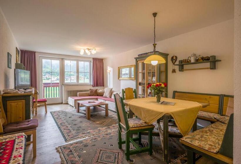 Апартаменты 3 Спальни, Apparthotel Tom Sojer