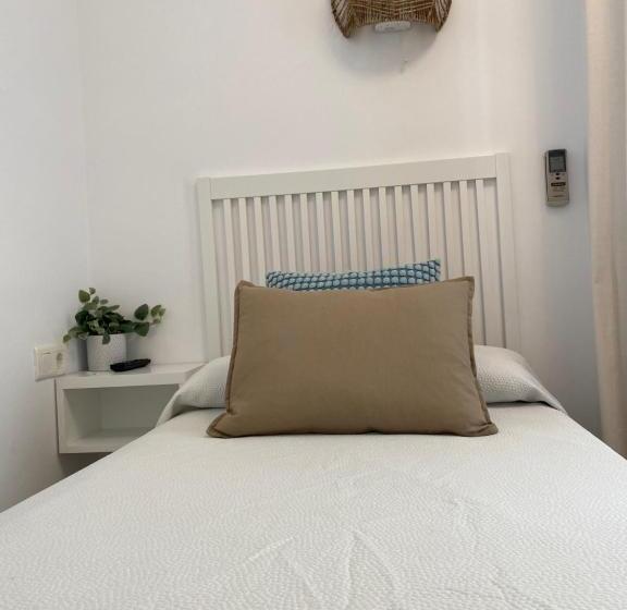 싱글 기본룸, Hostal Andalucia