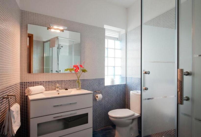 Апартаменты 2 Спальни, Apartamentos Adjovimar