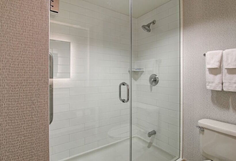 Люкс, Holiday Inn Express Hotel & Suites Toronto   Markham, An Ihg