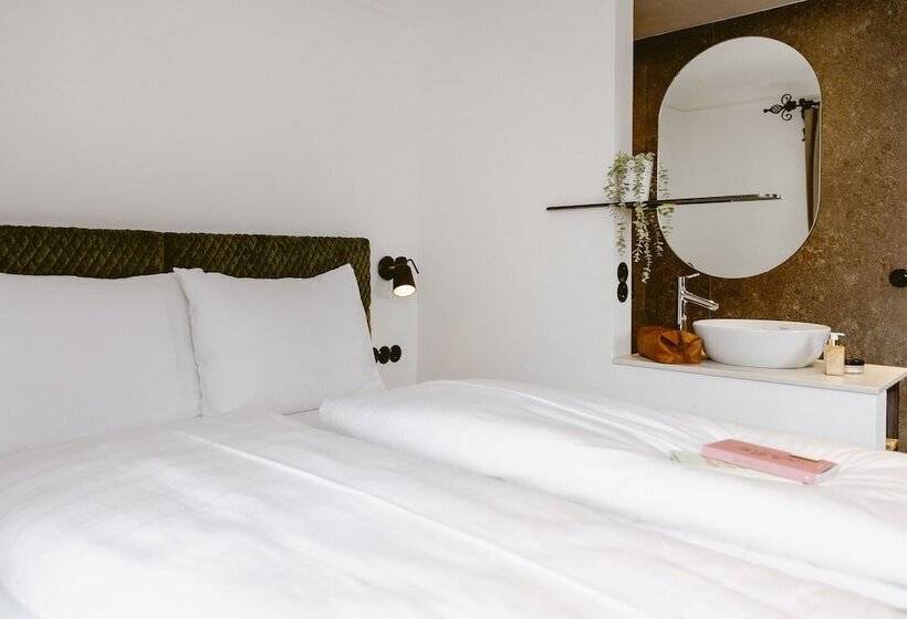 Номер Стандарт Вид на Озеро, Seehotel Berau