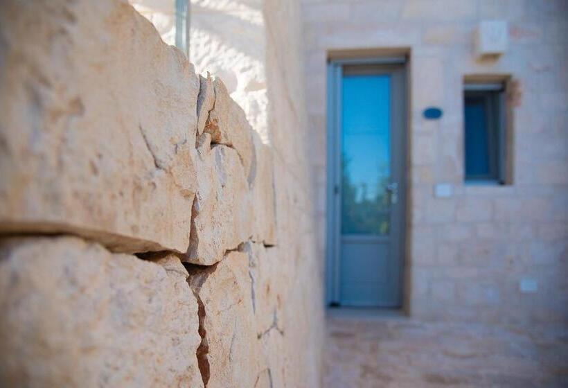 디럭스 룸, Borgo Dei Lecci Puglia