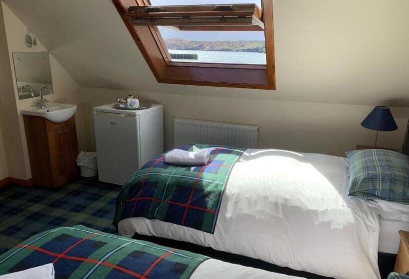Standard room with outdoor bath, Hal O  The Wynd Guest House