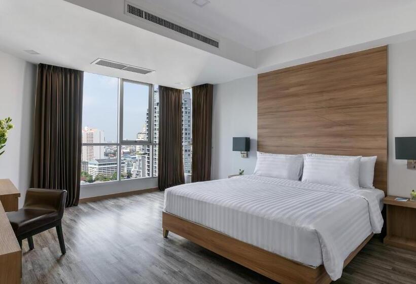 سوییت, Adelphi Grande Sukhumvit