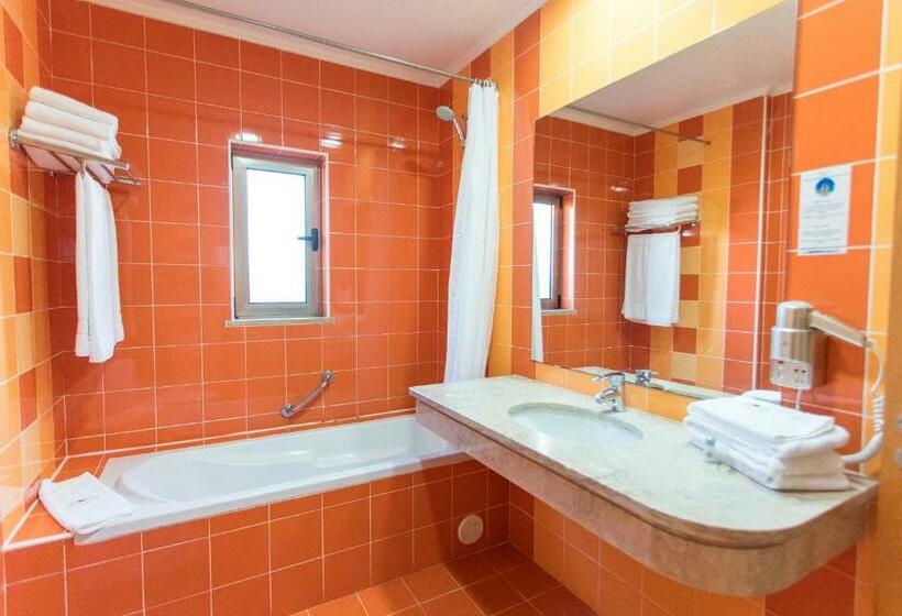 Apartamento 2 Quartos Vista Jardim, Alfagar Apart