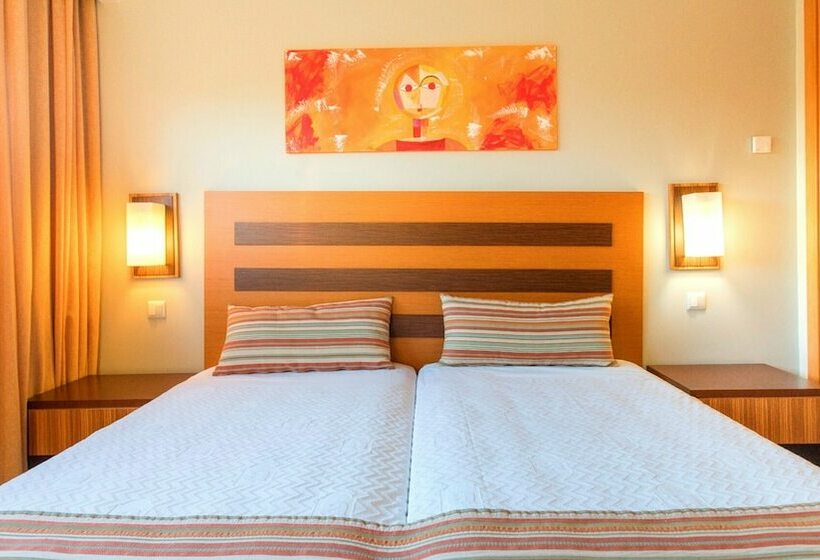 Apartamento Superior 2 Dormitórios, Alfagar Apart