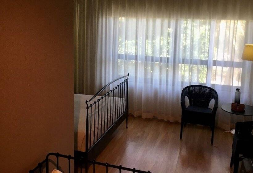 高级三人间, Md Modern Hotel   Jardines