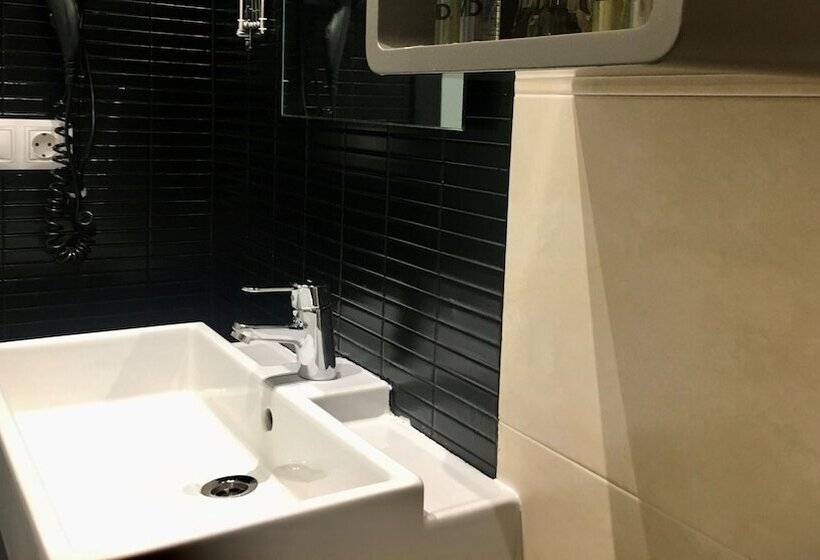 四人高级间, Md Modern Hotel   Jardines