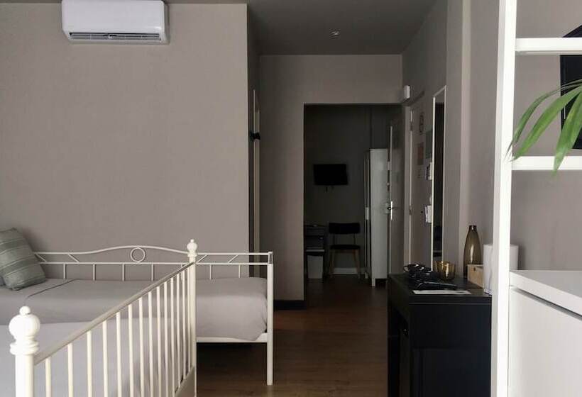 四人高级间, Md Modern Hotel   Jardines