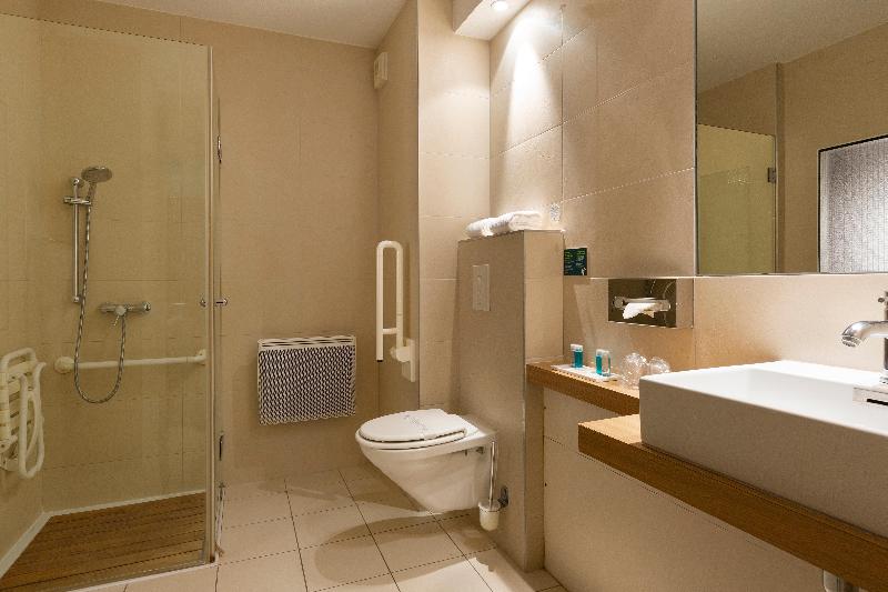 Номер Стандарт Адаптированный для Инвалидов, Holiday Inn   Strasbourg   Nord, An Ihg