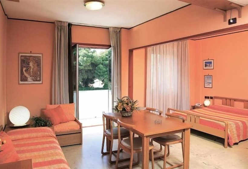 اتاق استاندارد سه نفره, Torreata Hotel & Residence