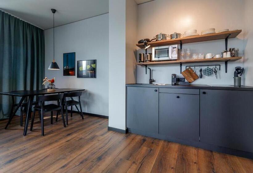 Suíte, Black F House   Serviced Apartments