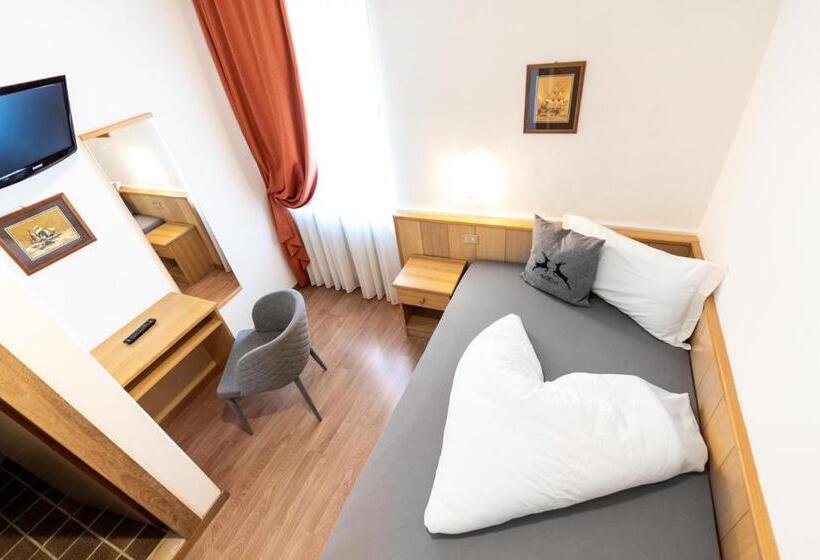 标准单人间, Albergo Dolomiti