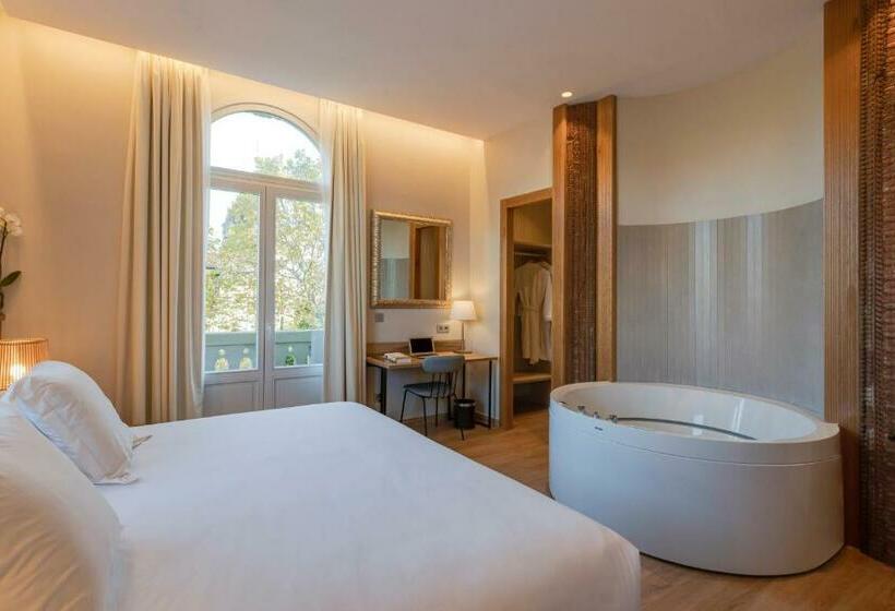 Номен Superior с Гидромассажем, Boutique Mirlo Barcelona