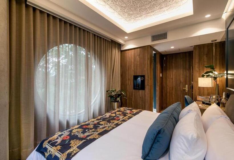 스위트 킹사이즈 침대, Marquee Medellín