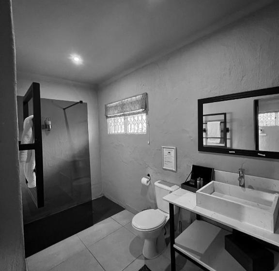 Номер Стандарт, Fever Tree Guesthouse