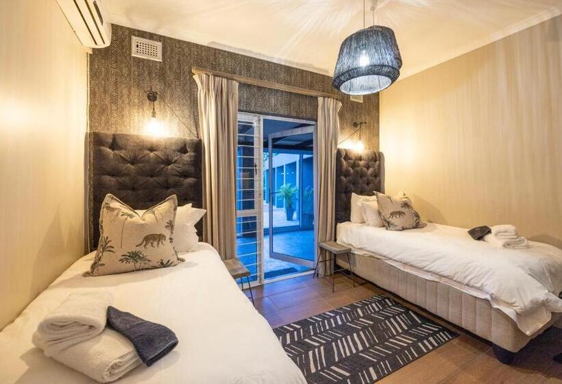 Номер Стандарт, Fever Tree Guesthouse