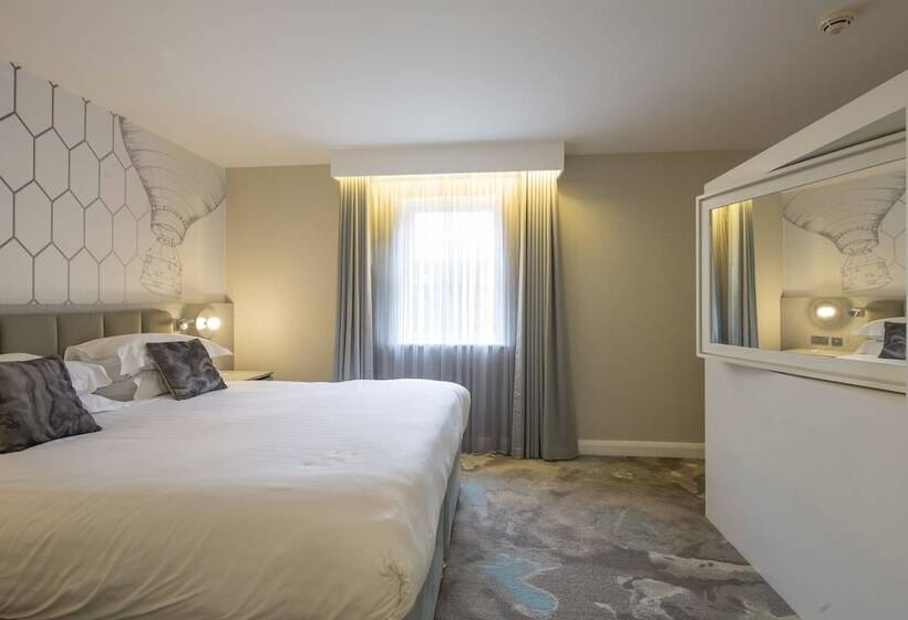 Полулюкс, Doubletree By Hilton Hotel And Spa Chester