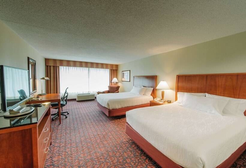 适合残疾人使用的标准间, Hilton Garden Inn Manchester Downtown