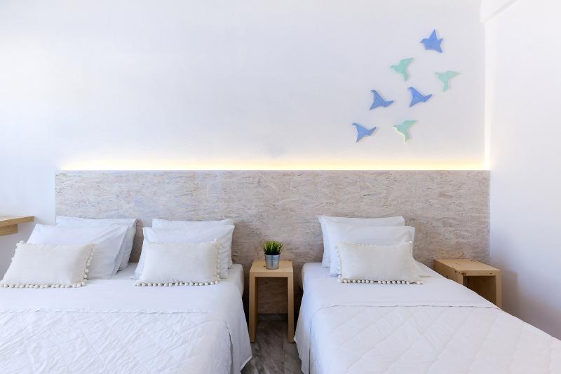 اتاق استاندارد سه نفره, Memories Beach