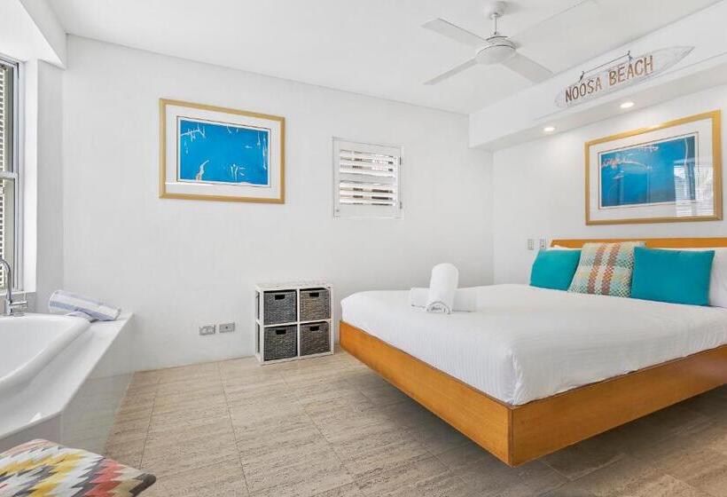 디럭스 스위트, Noosa Blue Resort