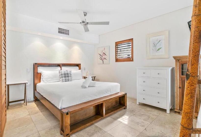 디럭스 스위트, Noosa Blue Resort