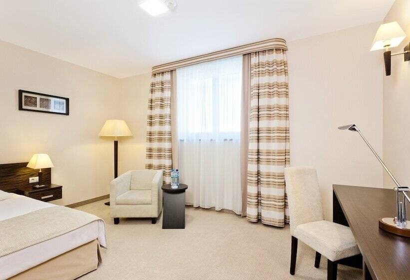 Номер Стандарт Индивидуальный, Qubus Hotel Gdańsk