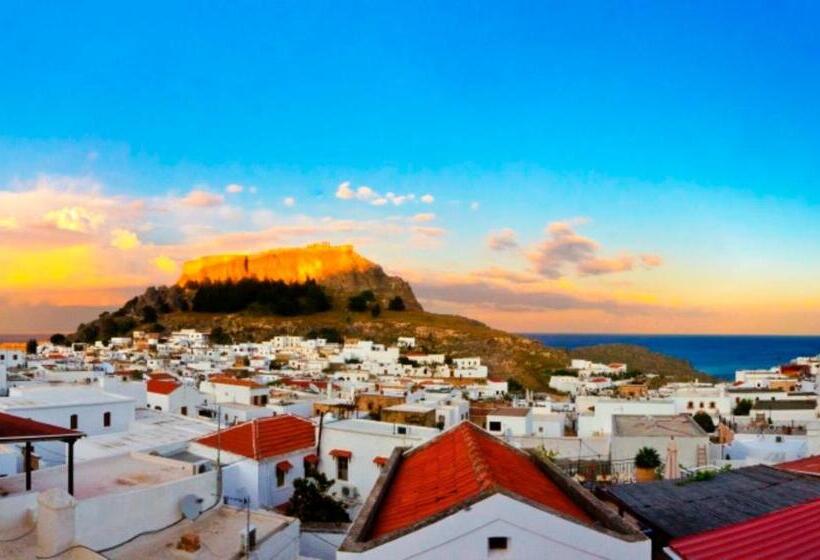 غرفة إقتصادية, Xenones Lindos
