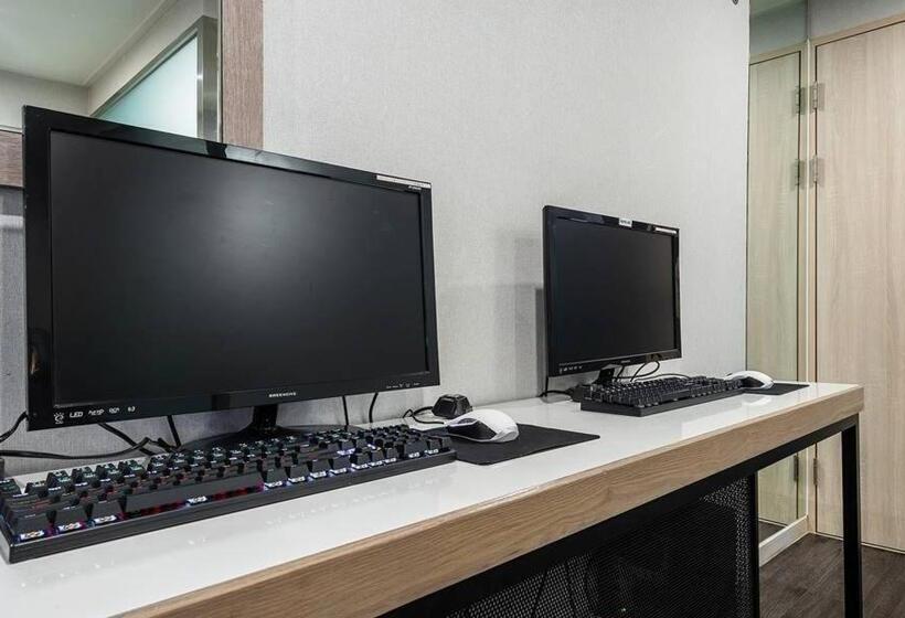 Номер Superior, Anyang Illowa