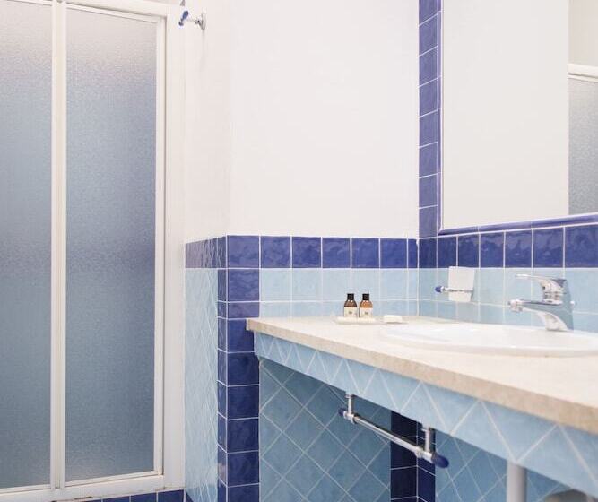 Номер Стандарт Трехместный, Blu Hotel Laconia Village