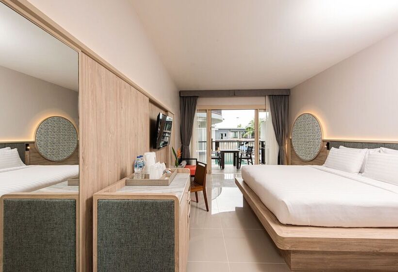 اتاق استاندارد با چشم‌انداز استخر, Holiday Ao Nang Beach Resort, Krabi