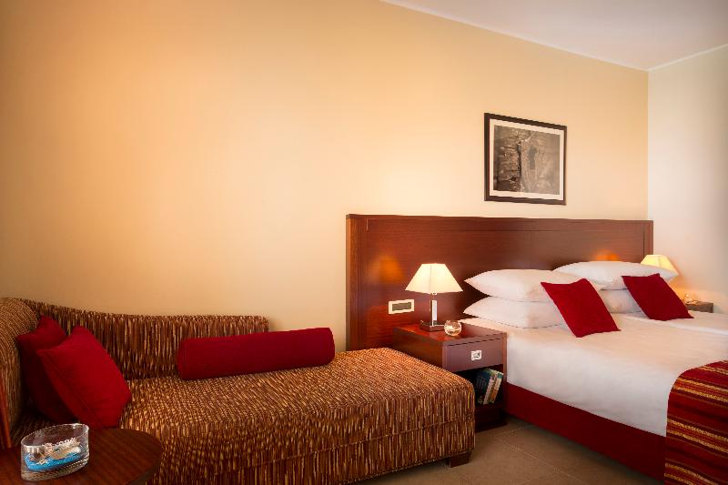 Трехместный Номер Superior, Valamar Villa Adria
