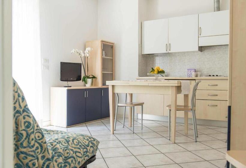 Apartamento 1 Dormitório, Residence Ola