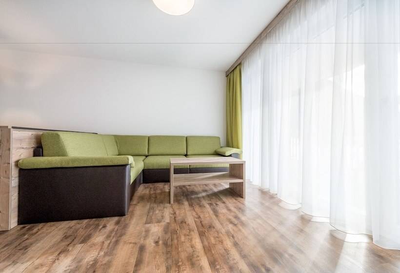 Апартаменты 4 Спальни, A Casa Saphir