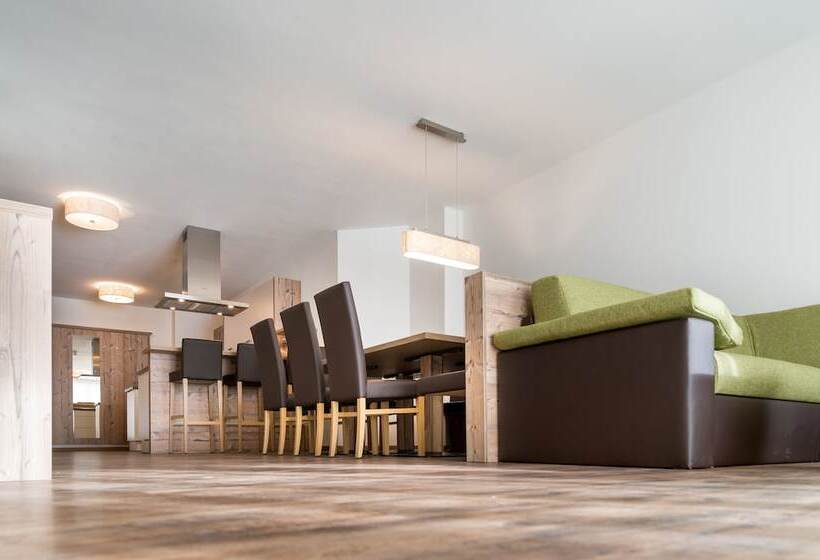 Апартаменты 4 Спальни, A Casa Saphir