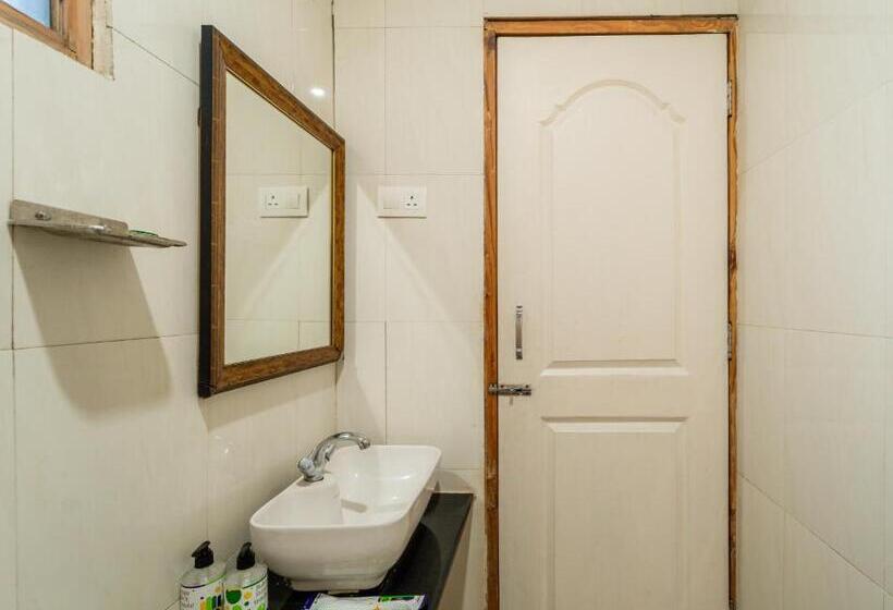 اتاق لوکس, Treebo Gulmohar Beach Resort