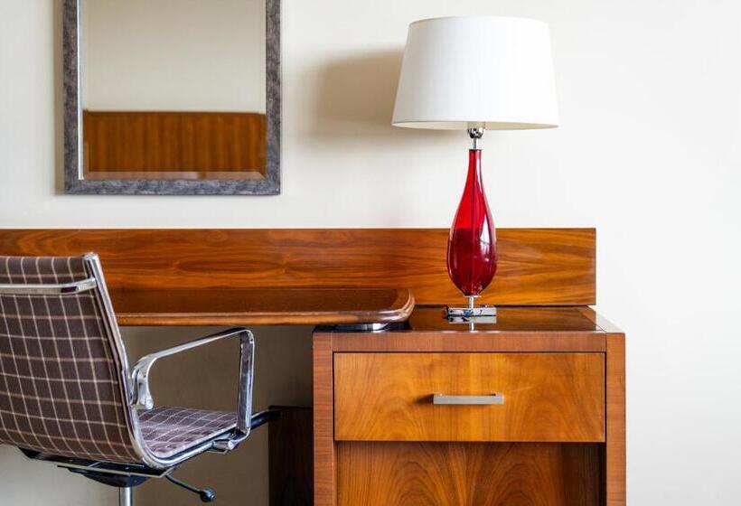 Номер Стандарт, London Twickenham Stadium Hotel, A Member Of Radisson Individuals