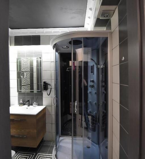 Полулюкс Повышенной Комфортности, Pietra Mare Suites