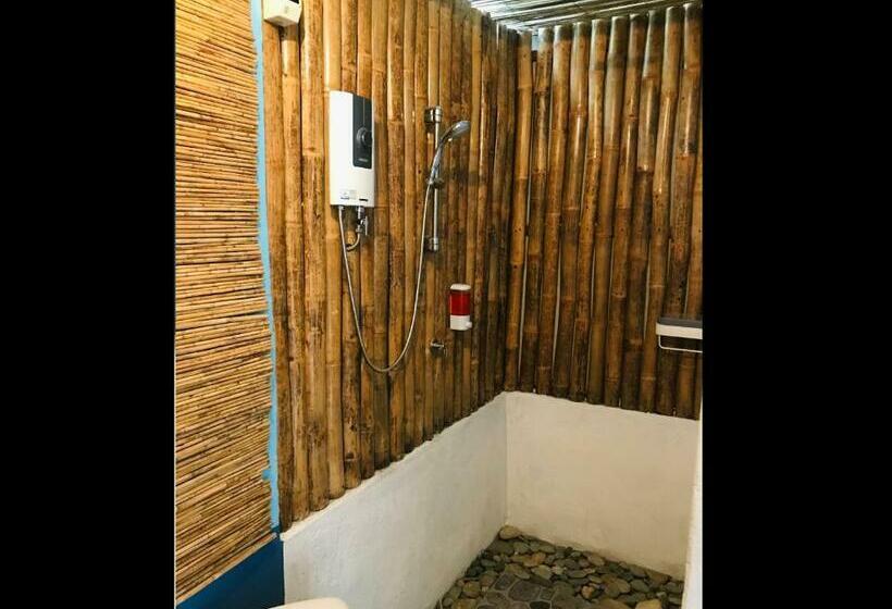 豪华房间, Nautilus Hostel & Hammocks