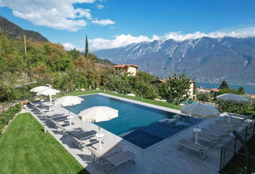 آپارتمان 1 خوابه همکف, Borgo Ermanno