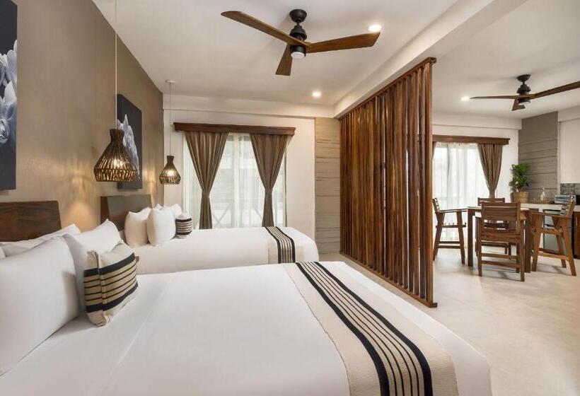 Suite Supérieure, Ciye