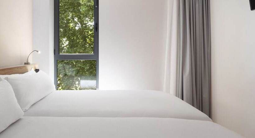 Номер Стандарт, B&b Hotel Lisboa Montijo