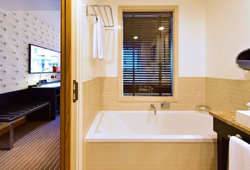 디럭스 룸, Pestana Chelsea Bridge Hotel & Spa