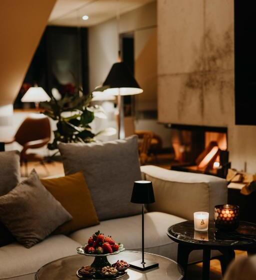 Люкс с Террасой, Do & Co Hotel München