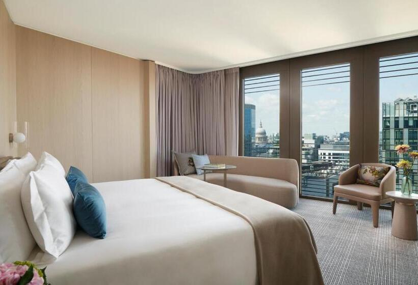 Номер Deluxe Вид на Город, Pan Pacific London