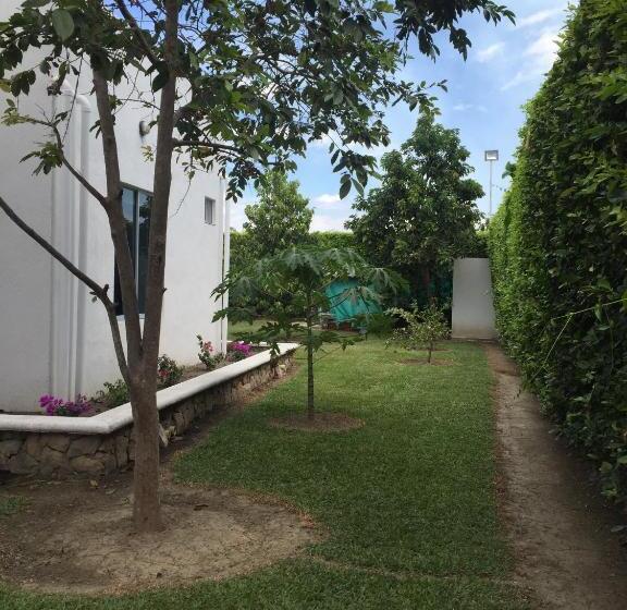 Номер Стандарт Вид на Сад, La Morocha Hospedaje & Relax Campestre