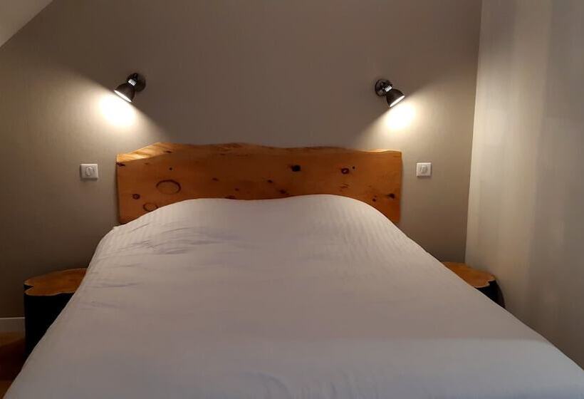 Четырехместный Номер Superior, Logis Auberge De Pont Calleck