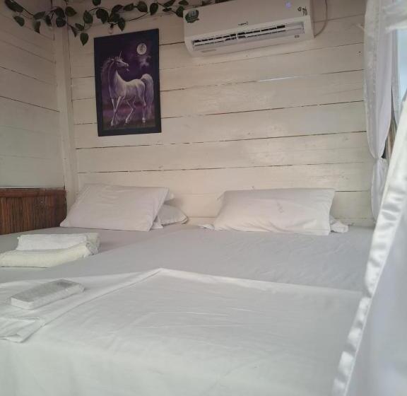 스위트 킹사이즈 침대, Gabarra Lodge