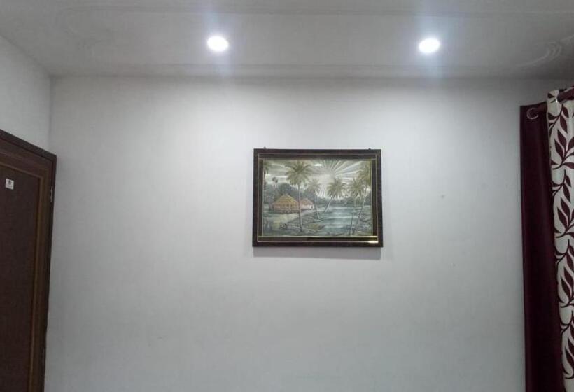 Номер Стандарт, Vinyaka P.g.house